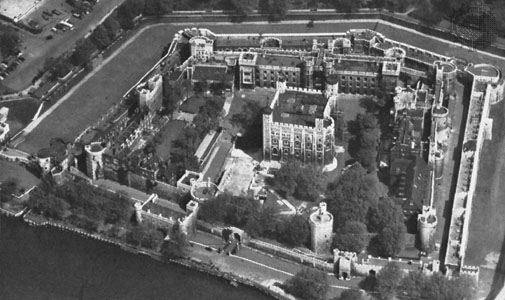 Kompleks Londonske Kule viđen iz vazduha