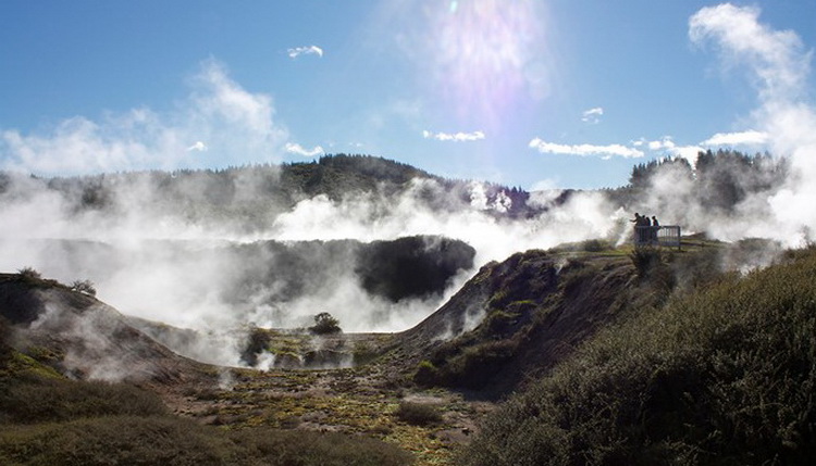 Mesečev krater, jedna od znamenitosti Taupo regiona.