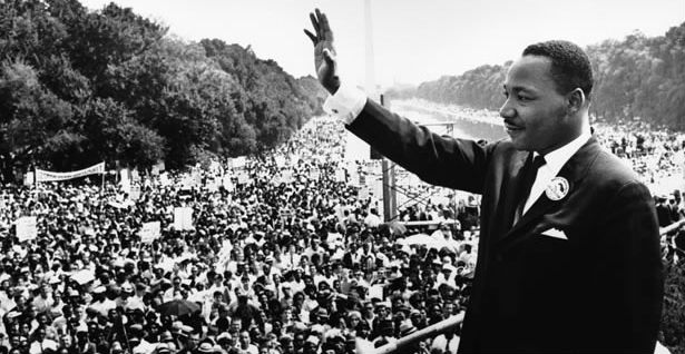 Martin Luter King i 250 hiljada ljudi na Linkoln Memorijal u Vašingtonu